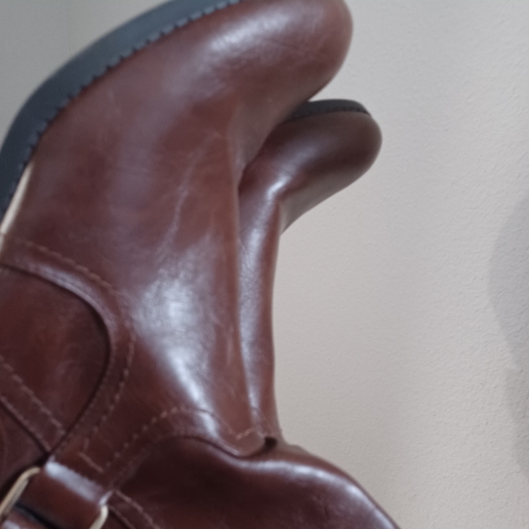 Brown Leather boots - Picture 3 of 6